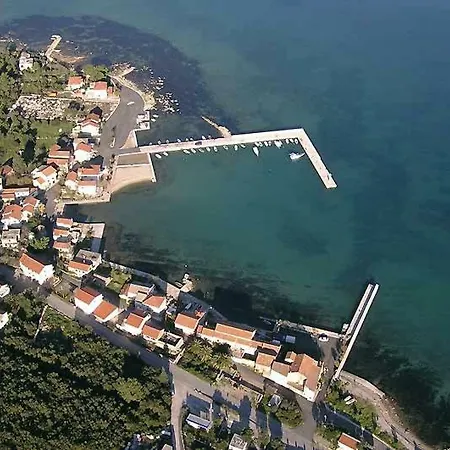 Vlatko Apartment Drače