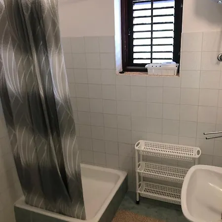 Apartment Vlatko *