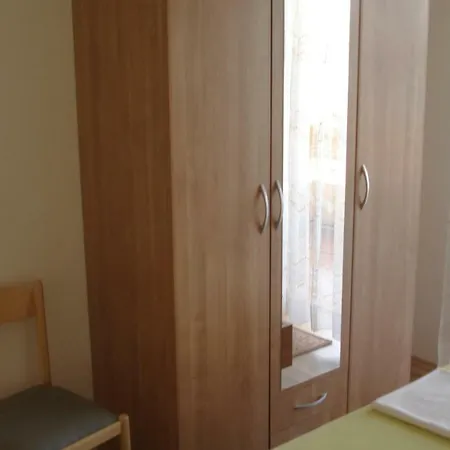Vlatko Apartment *