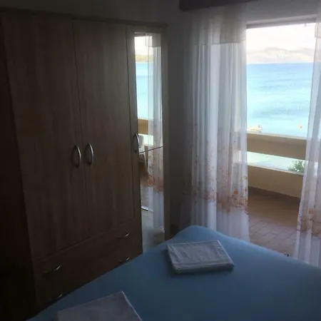 Vlatko Apartment *